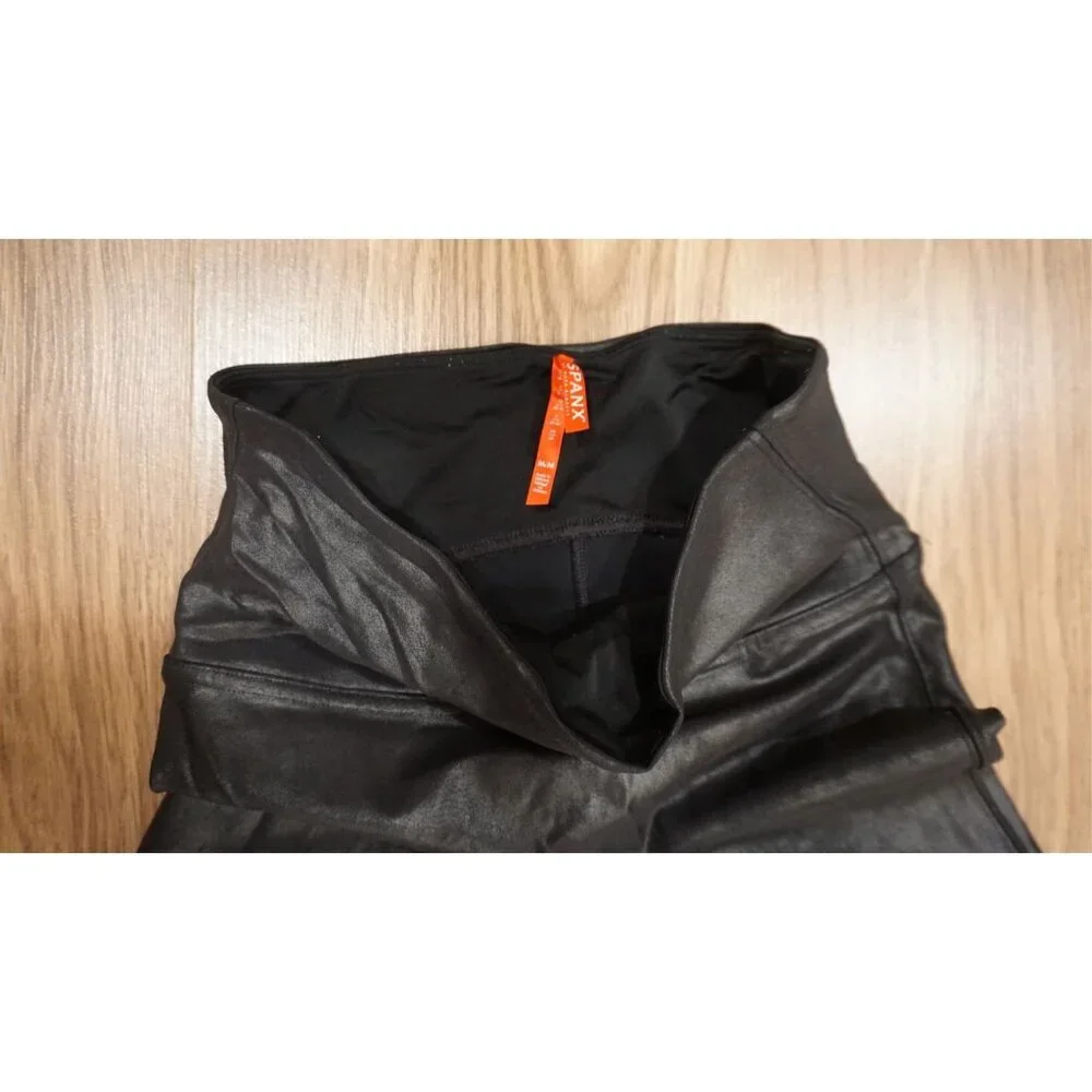 Spanx Faux Leather Leggings - Black (Size M) - Picture 5 of 10